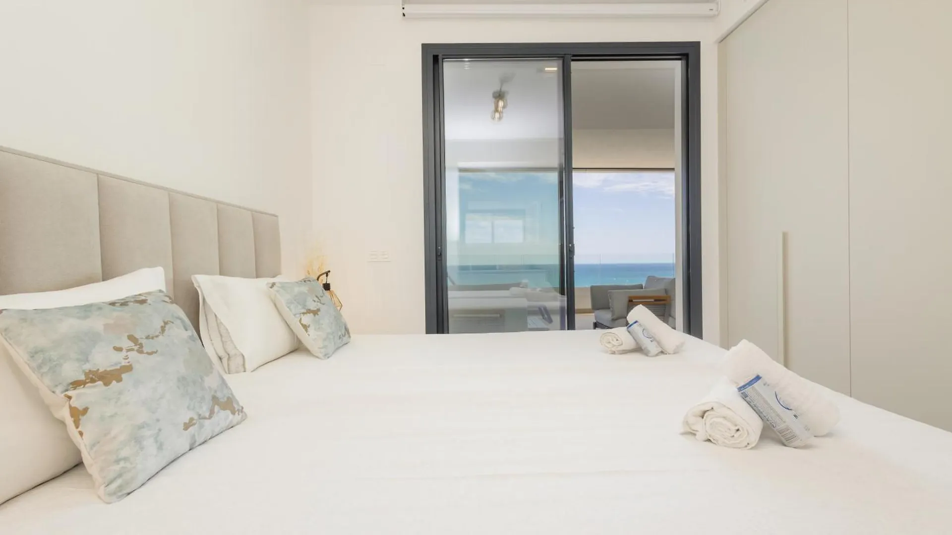 Appartamento Modern Apartment, With Large Terrace And Panoramic Sea Views, In Fuengirola Málaga Spagna